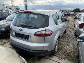 Ford S-Max 2.0i 107KW 7.míst - 4
