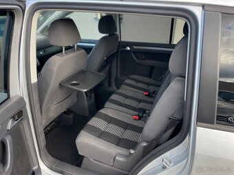 VW Touran 1,6mpi 75kW United 7míst - 4