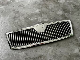 MASKA KAPOTY / ŠKODA OCTAVIA 2 PŘED FACELIFT / ZASÍLÁME - 4