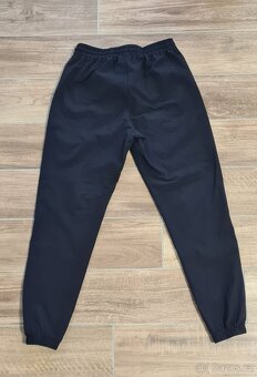 Černé sportovní jogger kalhoty Notice the reckless - 4