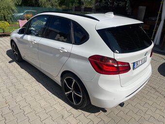 BMW 220d Sport - 4