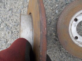 Brzdové kotouče a destičky Peugeot 307, Citroën C4 - 4