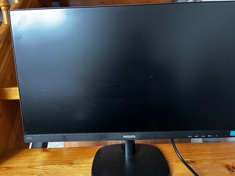 Prodám herní PC s monitorem - 4