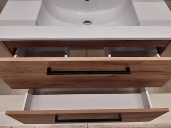 Koupelnová skříňka s umyvadlem 80 cm - 4