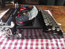 Starožitný psací stroj Mirsa Ideal - 4