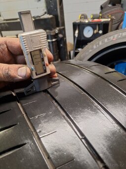 Pneu 275/40R19 Michelin 4S - 4