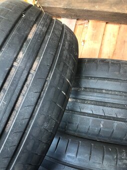 225/45 R 17 94W - 4