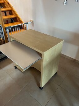 IKEA počítačový stolek - 4
