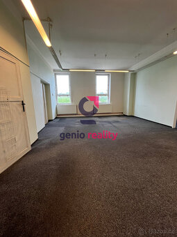 Pronájem komerčních prostor 103 m² v centru Nové Paky – námě - 4