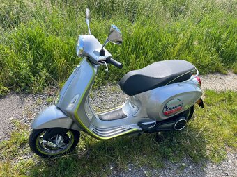 Vespa Elettrica – ideální do města - 4