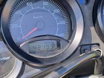 Honda XL125V Varadero - 4