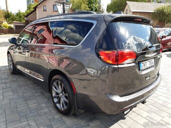 Chrysler Pacifica 3,6L V6, 7míst, kůže, kamera, tažné, LPG - 4