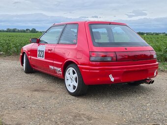 Mazda 323 _ 1.6 - 4