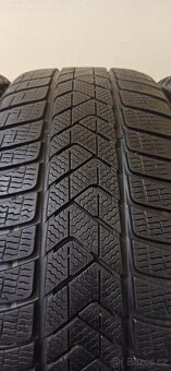 Pirelli Winter Sottozero 245/45 R18 96V 4,5 - 5,5 mm - 4