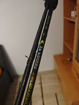 Rybářské vybavení plus pruty a navijáky. - 4