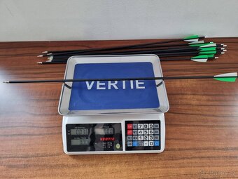 Prodám nové karbonové šípy do luku - 10ks (30Inch),Spine:500 - 4