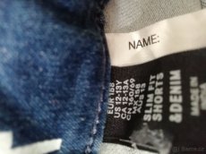 Kraťasy HM vel 158 - 4