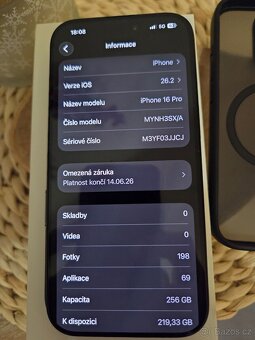 IPhone 16 Pro /256 GB - 4