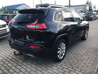 Jeep Cherokee 2,0 - 4