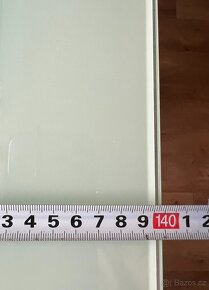 Prodám skleněný jídelní stul - 4