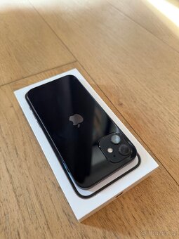 Apple iPhone 12 128GB černý - 4