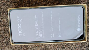 Prodám mobilní telefon Motorola moto g54 5G - 4