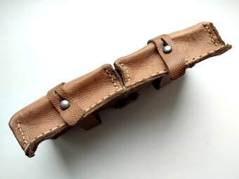 Originál sumka na G43, rok 1944 Wehrmacht zrnitá kůže WH - 4