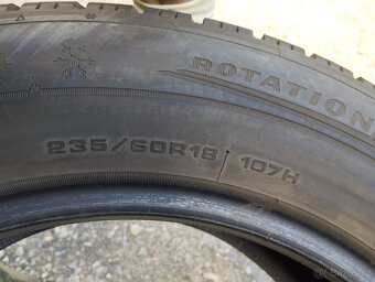235/60/18 107h Dunlop - zimní pneu 4ks - 4