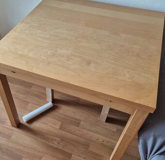 Rozkládací stůl Ikea Bjursta 90x90 - 4