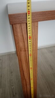 Jídelní stůl - 4