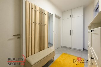 Pronájem, byty/2+kk, 57 m2, Slovanská, Východní Předměstí, P - 4