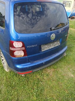 Vw touran 2.0 80kw cng rok 2008 - 4