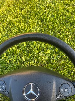 Volant Mercedes w212 w204, e class c class - 4