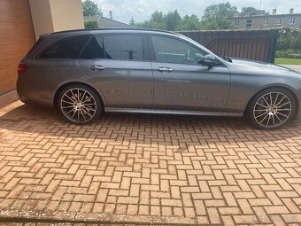Mercedes-Benz E43 AMG - po servisu 112000 km Vzduch - 4