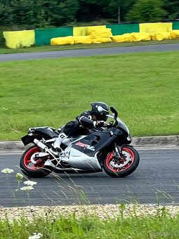 Aprilia rsv 1000 mille , výměna - 4