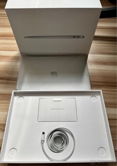 MacBook Air 2020 13” - 4