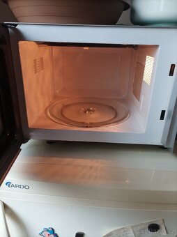 Mikrovlnná trouba s grilem - 4