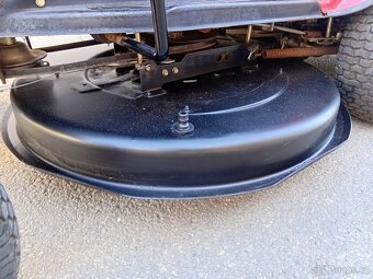 Prodám zahradní traktor MTD - 4