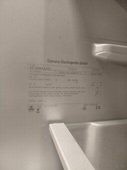 Vinotéka lednice Siemens - 4