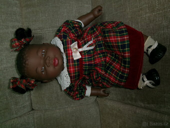 Krásná španělská panenka NINES-černoušek - 4