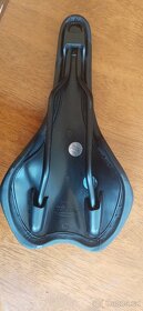 NOVÉ Sedlo Selle italia x3 - 4