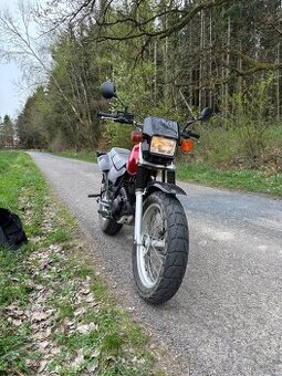 Yamaha TW 125 - 4