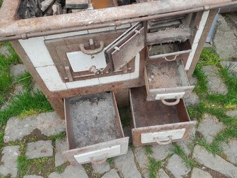 Špotáková kamna na opravu - 4