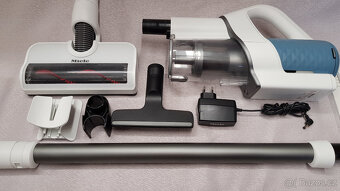 Tyčový akumulátorový vysavač Miele Duoflex HX1, málo použitý - 4