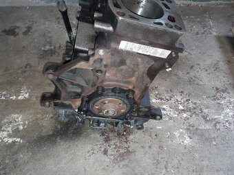 Polomotor AHF, Š.Octavia l 1,9 TDi 81kw, 60 tis.km. - 4