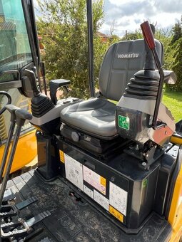 Minibagr Komatsu PC16 - 4