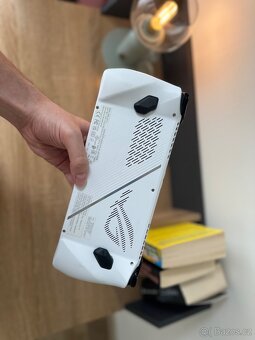 Asus ROG Ally - Z1 Extreme, SteamOS, lepší baterie - 4