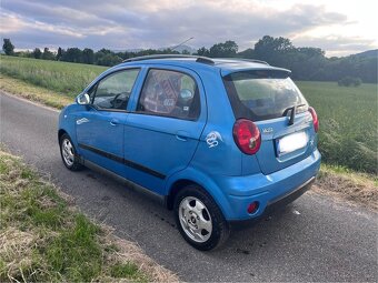 Chevrolet spark 1.0i Excluziv PLNA VÝBAVA - 4