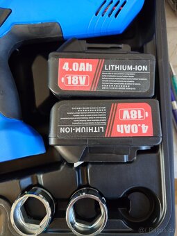 Nepoužitý akumulátorový lis na kabelová oka EZ-400/18V/4Ah - 4