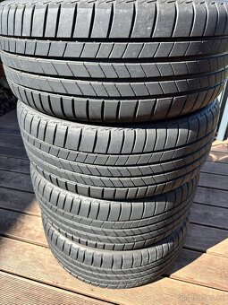 Letní pneu 225/40/r19 Bridgestone Turanza T005 4ks - 4